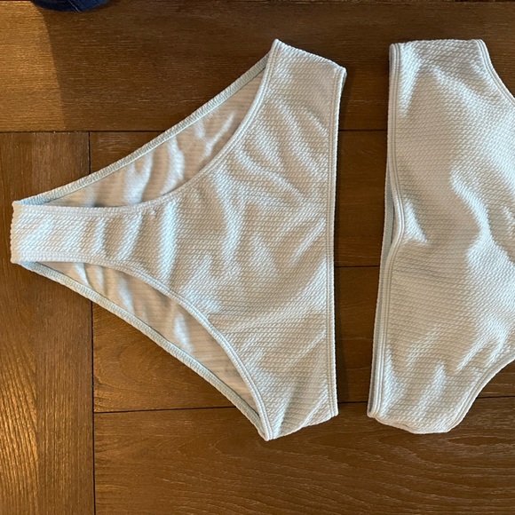 SHEIN swimsuit - Picture 2 of 3